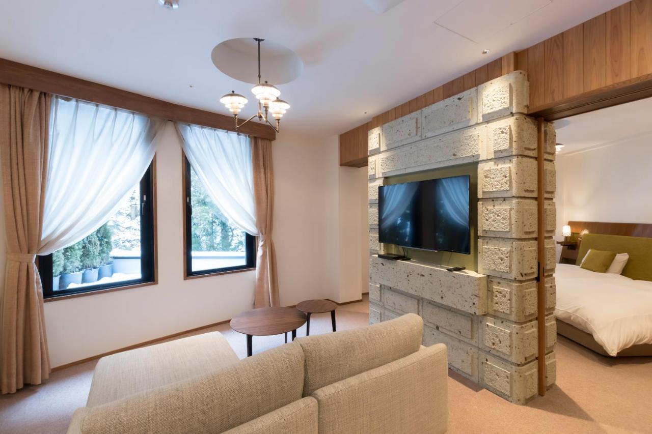 Nikko Nishimachi Club Hotel Bagian luar foto